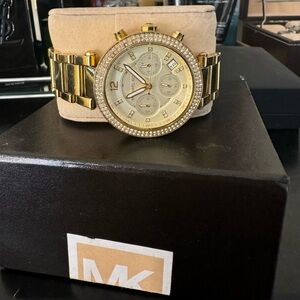 Michael kors gold bezel woman’s watch